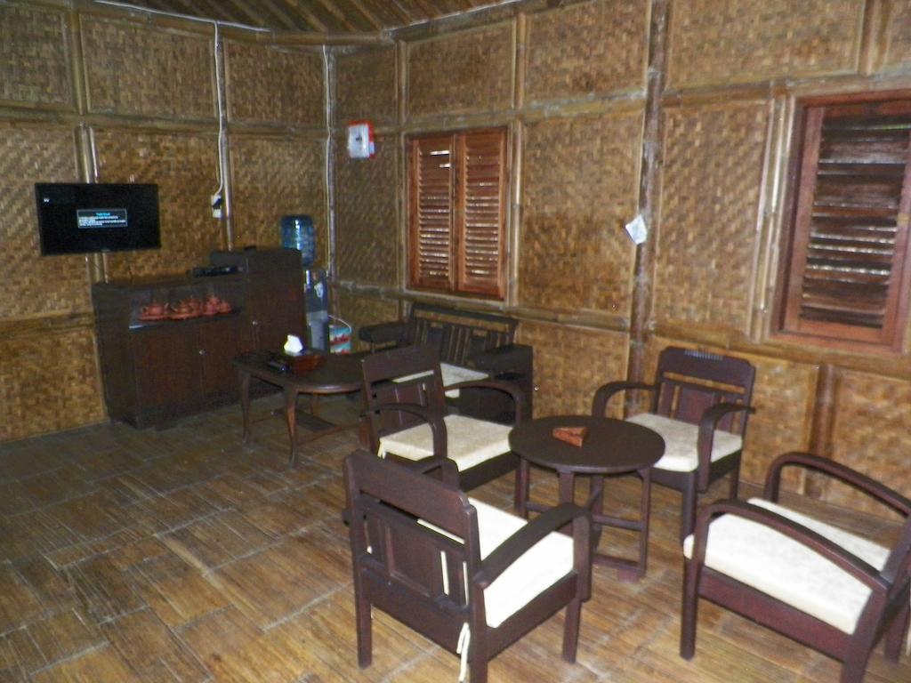Villa Kampung Karuhun Sutan Raja Bandung Room photo